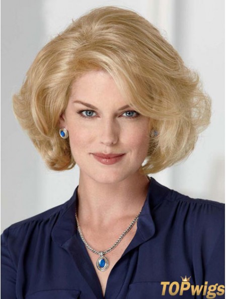 Blonde Wigs Cheap Chin Length Wavy Style Classic Cut